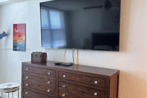 Copropriété à louer à Hollywood, Floride: 1 chambre, 77.57 m2 № 1962310 - photo 11