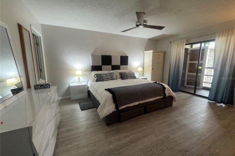 Condo in Bradenton, Florida, 2 bedrooms  № 1532989 - photo 20
