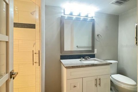 Condo in Bradenton, Florida, 2 bedrooms  № 1532989 - photo 29