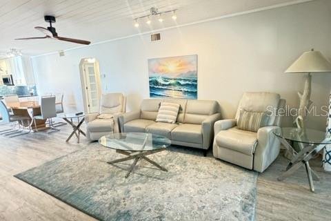 Condo in Bradenton, Florida, 2 bedrooms  № 1532989 - photo 13