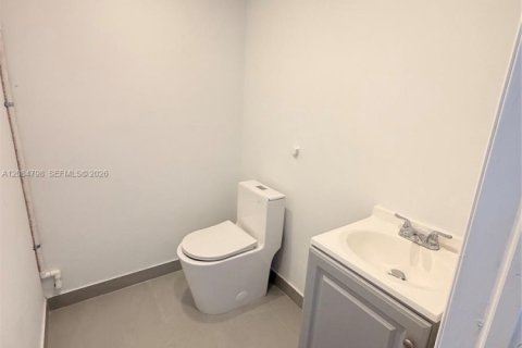 Купить коммерческую недвижимость в Майами, Флорида № 2352854 - фото 5