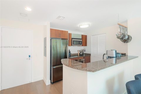 Condominio en venta en Miami, Florida, 2 dormitorios, 93.46 m2 № 1785762 - foto 12