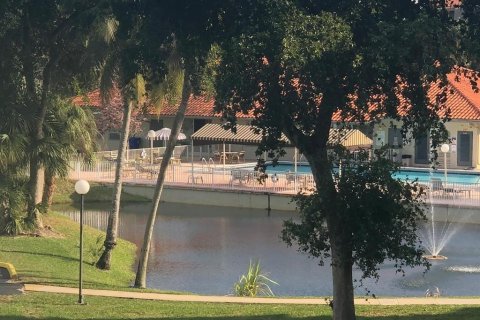 Condo in North Lauderdale, Florida, 2 bedrooms  № 2187987