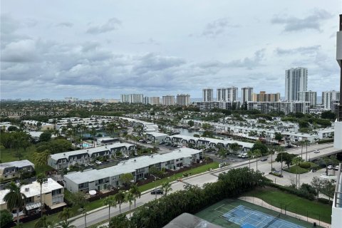Copropriété à vendre à Hallandale Beach, Floride: 2 chambres, 130.06 m2 № 1995284 - photo 10