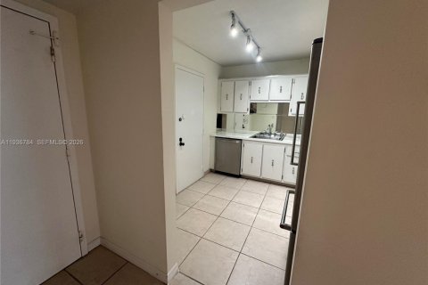Copropriété à vendre à Hallandale Beach, Floride: 2 chambres, 130.06 m2 № 1995284 - photo 20