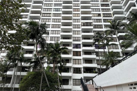 Copropriété à vendre à Hallandale Beach, Floride: 2 chambres, 130.06 m2 № 1995284 - photo 7