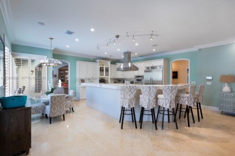 Villa ou maison à vendre à Pinecrest, Floride: 5 chambres, 423.82 m2 № 2029033 - photo 13