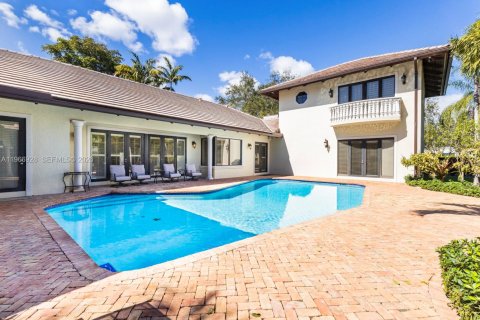 Villa ou maison à vendre à Pinecrest, Floride: 5 chambres, 423.82 m2 № 2029033 - photo 21