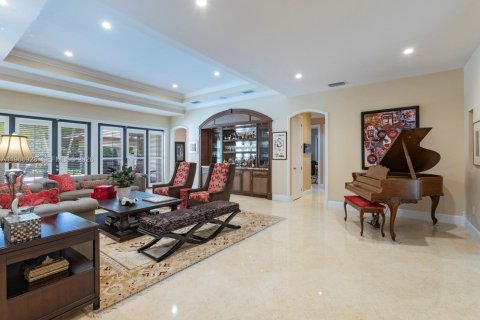 Villa ou maison à vendre à Pinecrest, Floride: 5 chambres, 423.82 m2 № 2029033 - photo 4