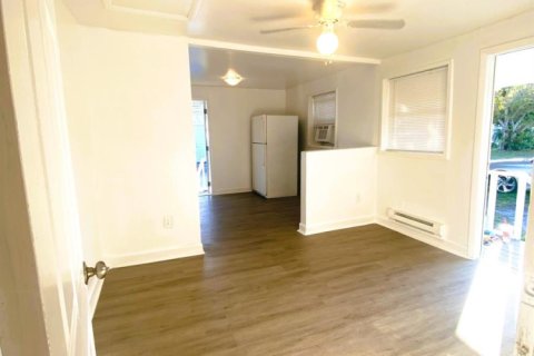 Appartement à louer à St. Lucie, Floride: 1 chambre, 39.3 m2 № 2272704 - photo 3