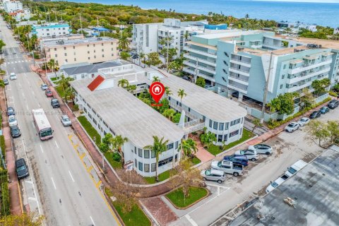 Propiedad comercial en venta en Miami Beach, Florida № 1940131 - foto 18