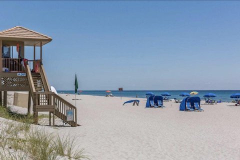Copropriété à vendre à Boynton Beach, Floride: 2 chambres, 132.76 m2 № 1168463 - photo 1