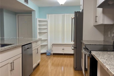 Copropriété à vendre à Hollywood, Floride: 4 chambres, 155.15 m2 № 2048037 - photo 2