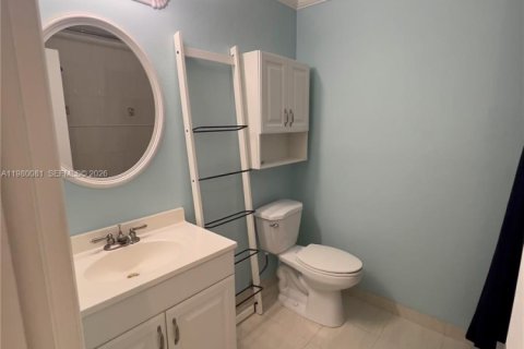 Copropriété à vendre à Hollywood, Floride: 4 chambres, 155.15 m2 № 2048037 - photo 5