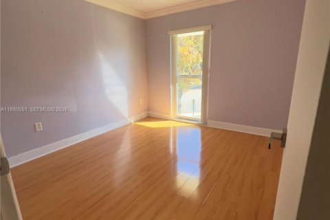 Copropriété à vendre à Hollywood, Floride: 4 chambres, 155.15 m2 № 2048037 - photo 8