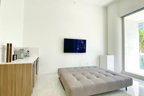 Condo in Sunny Isles Beach, Florida  № 1754062 - photo 6