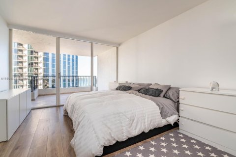 Купить кондоминиум в Майами, Флорида 1 спальня, 79.9м2, № 1948097 - фото 15