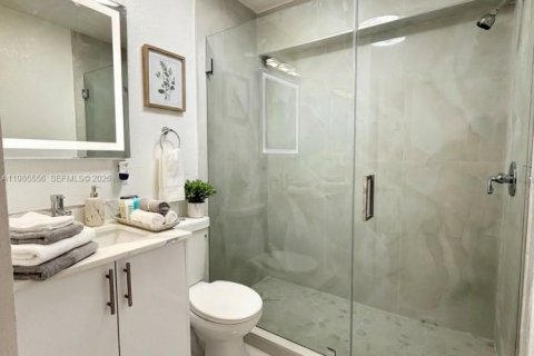 Casa en venta en Miami Gardens, Florida, 3 dormitorios, 107.21 m2 № 2047067 - foto 11