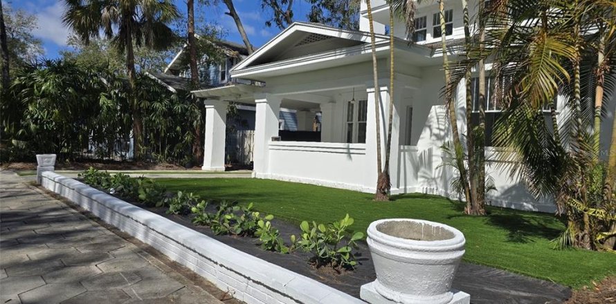 Apartamento en Saint Petersburg, Florida 3 dormitorios, 185.8 m2 № 1917115