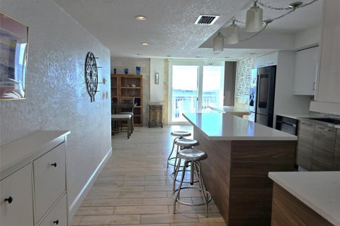 Copropriété à louer à Redington Shores, Floride: 2 chambres, 134.71 m2 № 2104200 - photo 10