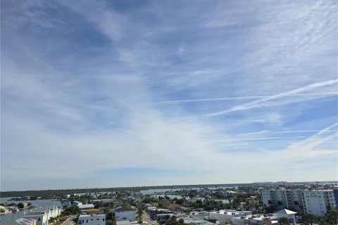 Copropriété à louer à Redington Shores, Floride: 2 chambres, 134.71 m2 № 2104200 - photo 2