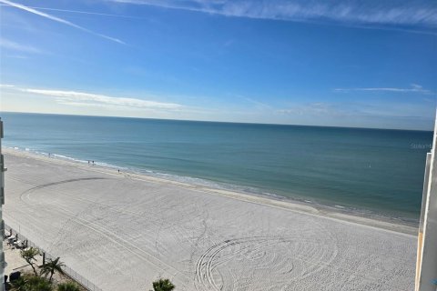 Copropriété à louer à Redington Shores, Floride: 2 chambres, 134.71 m2 № 2104200 - photo 27