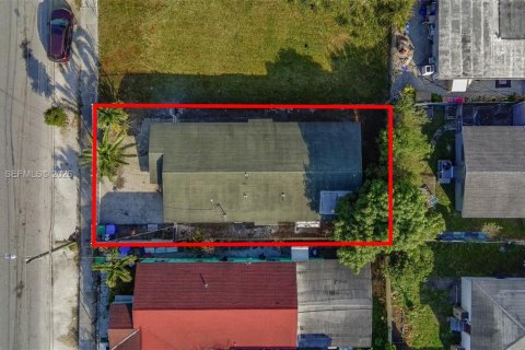 Casa en venta en Miami, Florida, 3 dormitorios, 111.11 m2 № 2029131 - foto 25