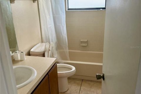 Villa ou maison à louer à Kissimmee, Floride: 3 chambres, 123.47 m2 № 2113128 - photo 10