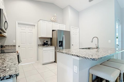 House in North Port, Florida 4 bedrooms, 169.45 sq.m. № 1847138 - photo 9