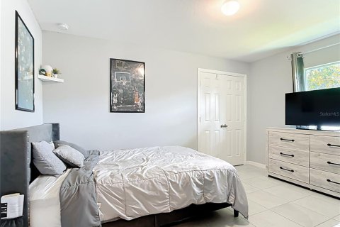House in North Port, Florida 4 bedrooms, 169.45 sq.m. № 1847138 - photo 17