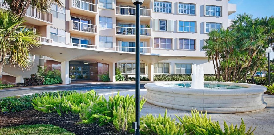 Condo à West Palm Beach, Floride, 2 chambres № 1072628