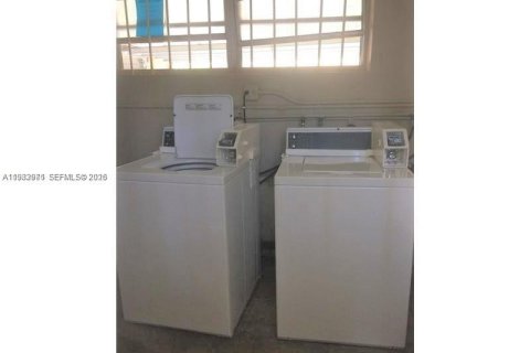 Copropriété à vendre à North Miami, Floride: 1 chambre, 66.33 m2 № 2048551 - photo 16