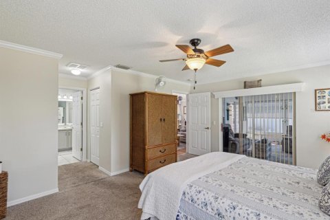 House in Hudson, Florida 3 bedrooms, 156.35 sq.m. № 1680735 - photo 25