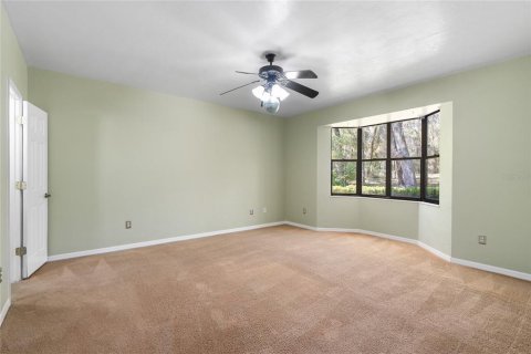 House in Gainesville, Florida 4 bedrooms, 328.6 sq.m. № 1609532 - photo 26
