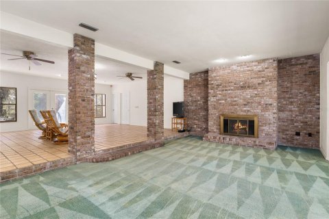 House in Gainesville, Florida 4 bedrooms, 328.6 sq.m. № 1609532 - photo 20