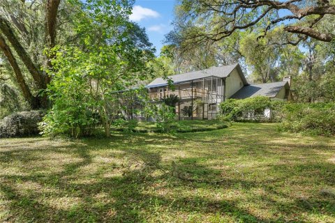 House in Gainesville, Florida 4 bedrooms, 328.6 sq.m. № 1609532 - photo 6