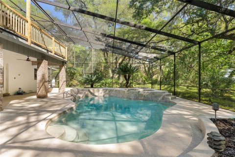 House in Gainesville, Florida 4 bedrooms, 328.6 sq.m. № 1609532 - photo 23
