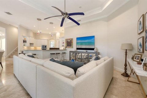 House in Sarasota, Florida 4 bedrooms, 357.95 sq.m. № 1806854 - photo 18
