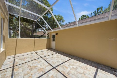 Townhouse in Tampa, Florida 3 bedrooms, 143.07 sq.m. № 2202712 - photo 21