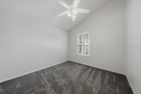 Townhouse in Tampa, Florida 3 bedrooms, 143.07 sq.m. № 2202712 - photo 18