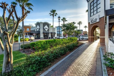 Townhouse in Tampa, Florida 3 bedrooms, 143.07 sq.m. № 2202712 - photo 30