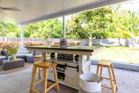 Купить виллу или дом в Форт-Лодердейл, Флорида 2 спальни, 116.13м2, № 1989613 - фото 13