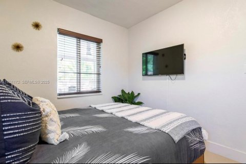 Купить виллу или дом в Форт-Лодердейл, Флорида 2 спальни, 116.13м2, № 1989613 - фото 23