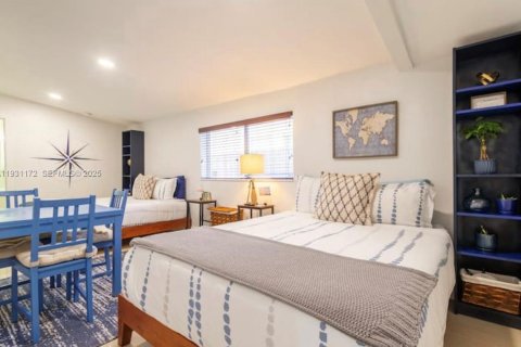 Купить виллу или дом в Форт-Лодердейл, Флорида 2 спальни, 116.13м2, № 1989613 - фото 16