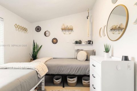 Купить виллу или дом в Форт-Лодердейл, Флорида 2 спальни, 116.13м2, № 1989613 - фото 22