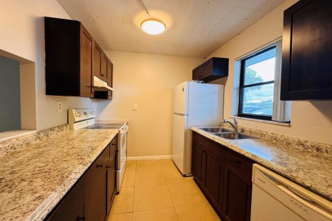 Condo in West Palm Beach, Florida, 1 bedroom  № 2382978