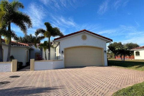 Casa en alquiler en Port Charlotte, Florida, 3 dormitorios, 142.33 m2 № 918847 - foto 1