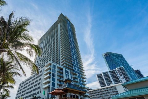 Condo à Sunny Isles Beach, Floride, 2 chambres  № 1316611