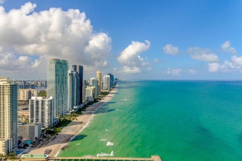 Condo in Sunny Isles Beach, Florida, 2 bedrooms  № 1316611 - photo 9