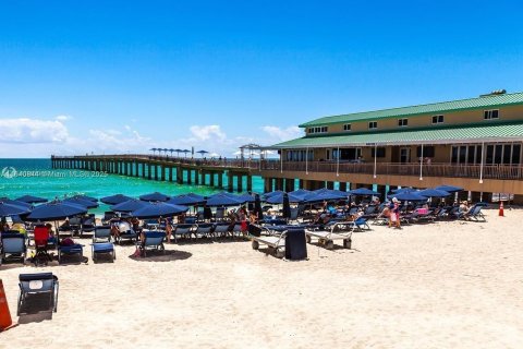 Condo in Sunny Isles Beach, Florida, 2 bedrooms  № 1316611 - photo 3